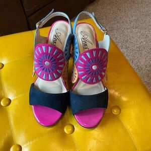 Colorful heeled open toe sandal